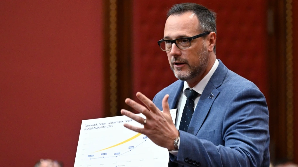 Quebec Halts Immigration Programs