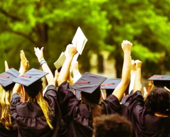 7 Advantages of Studying at an Ivy League College Beyond Academics